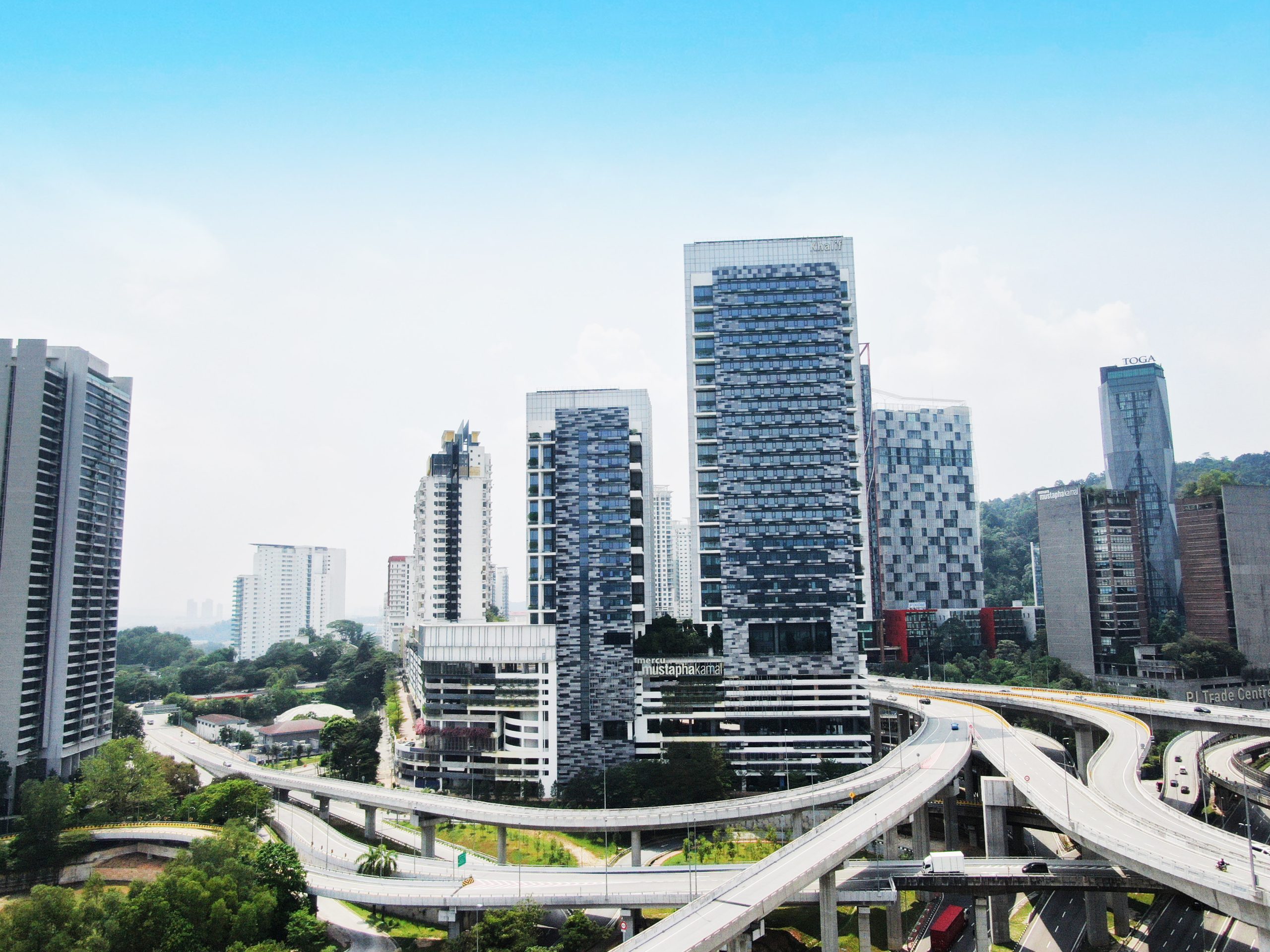 Immersive Modern Office Building View